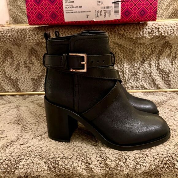 NEW Tory Burch Hastings 85mm Boots in Black Leather Size‎ 6 Medium - Picture 4 of 8
